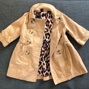 🎀 Baby Gap. Trench Coat. 12 months 🎀